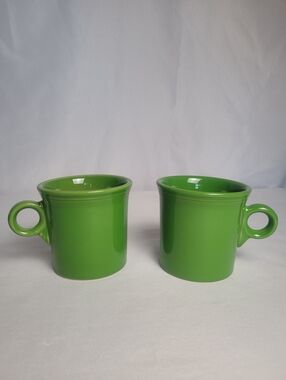 Fiestaware Shamrock Green Lot Of 2 Coffee Mugs Homer Laughlin